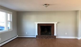 7 Sherbrook Rd, Barrington, RI 02806