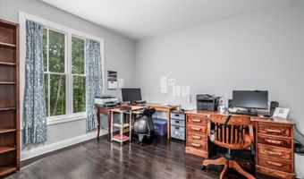 127 Putnam Park Rd, Bethel, CT 06801