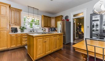 12801 E Edgewater Dr, Albany, IN 47320