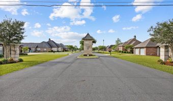 210 Grand Lake Dr, Arnaudville, LA 70512