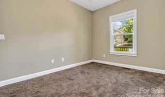 48 Asher Ln, Arden, NC 28704