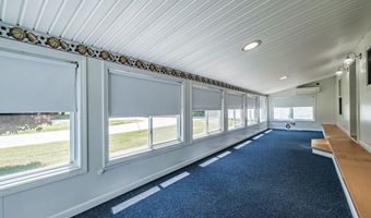 2 Windsor Dr, Alfred, ME 04002