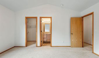 20572 Conifer Ave, Bend, OR 97702