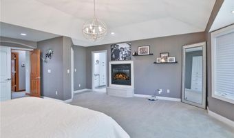 72315 Grey Fawn Dr, Albert Lea, MN 56007
