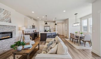 11 N Creek Way, Cascade, ID 83611