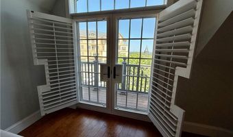 1000 Chapel View Blvd 311, Cranston, RI 02920