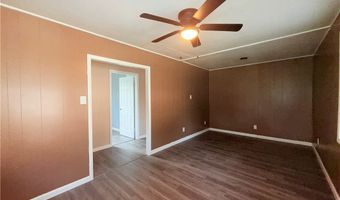 1010 Range St, Alice, TX 78332