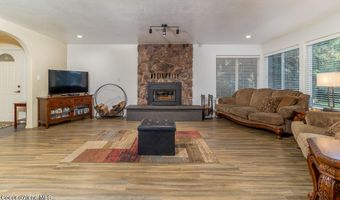 6531 Tannenbaum Cir, Bonners Ferry, ID 83805