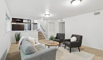 15025 NW Oak Hills Dr, Beaverton, OR 97006