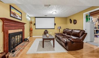21341 THIMBLEWEED Ct, Ashburn, VA 20147