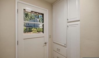 950 Edgewood Dr NW, Albany, OR 97321