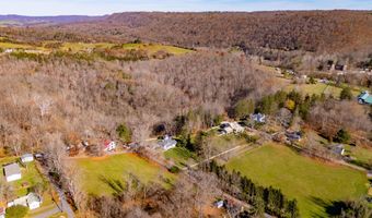 532 Spring St, Alderson, WV 24910