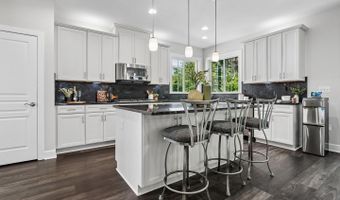 6685 JESSAMINE Ct, Annandale, VA 22003