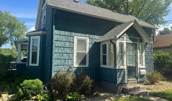 324 SW 10th Ave, Aberdeen, SD 57401