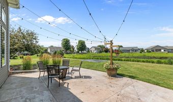 1106 BOBBY Ct, Appleton, WI 54915
