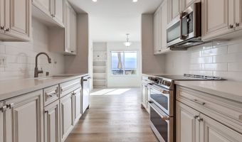 3200 La Rotonda Dr 407, Rancho Palos Verdes, CA 90275