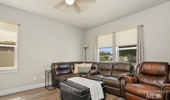 315 E Denver St, Caldwell, ID 83605