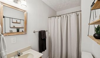 3576 E Atherton Ln, Baneberry, TN 37890