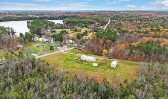 9 Snug Harbor Rd, Belgrade, ME 04917