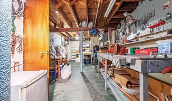 9 Cordova Dr, Absecon, NJ 08201