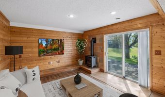 6429 157th St W, Apple Valley, MN 55124