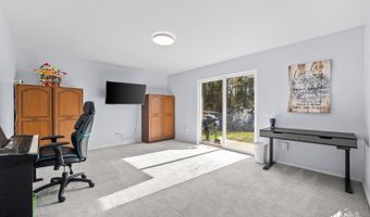 8688 Little Brook Cir, Anchorage, AK 99507