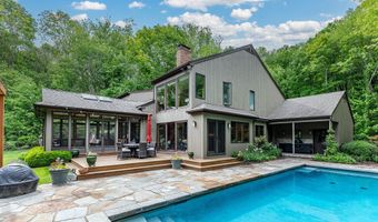 51 Long Meadow Rd, Bethlehem, CT 06751