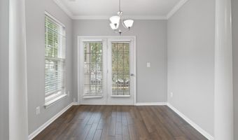 5947 FOUNDERS HILL Dr 201, Alexandria, VA 22310