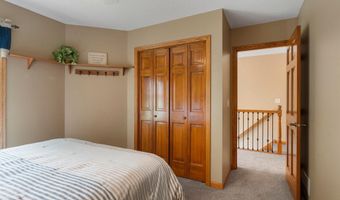 4309 Colleen Ct, Arden Hills, MN 55112