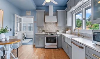 410 E CONCORD St, Orlando, FL 32803