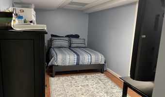 10 Lindgren Ter, Ansonia, CT 06401