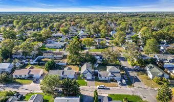 808 Beach Ave, Beachwood, NJ 08722