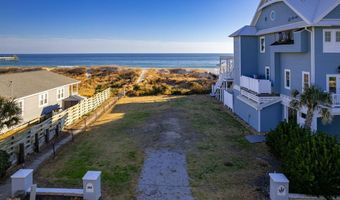 304 Glenn St, Atlantic Beach, NC 28512
