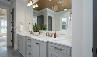 123 Hunting Lodge Rd, Bluffton, SC 29910
