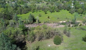 19300 Latona Rd, Anderson, CA 96007