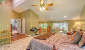 14 Shelton Branch Rd, Barnardsville, NC 28709