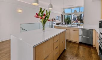 173 Holokahiki Ln 10B, Kihei, HI 96753
