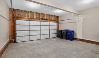 2836 Beal Dr, Columbus, OH 43232