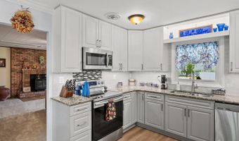 2627 KENNISON Ln, Bowie, MD 20715