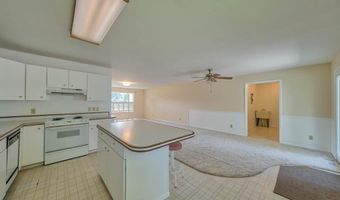 925 River View Dr, Cody, WY 82414