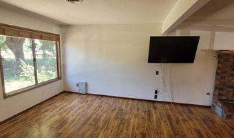 21092 Shelly Ln, Anderson, CA 96007