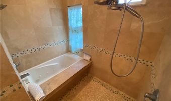 1268 Ulupii St, Kailua, HI 96734