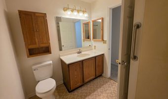 9 GRISTMILL Dr, Dover, DE 19904