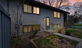 4377 Arden View Ct, Arden Hills, MN 55112
