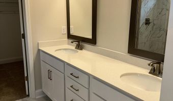 100 Pungo Ln #502, Aberdeen, NC 28315