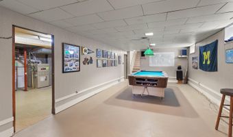 1043 Orchard, Adrian, MI 49221