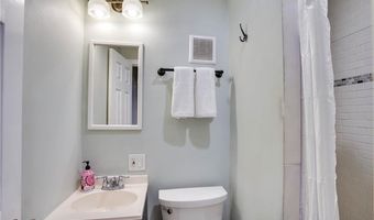 45 Burnside Ave, Newport, RI 02840