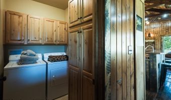 29 WHITE POINT Rd, Cora, WY 82925