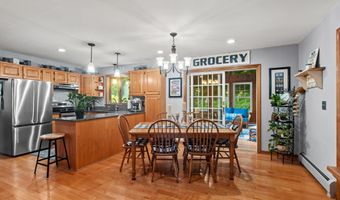 38 Pebble Brook Ct, Berlin, CT 06037