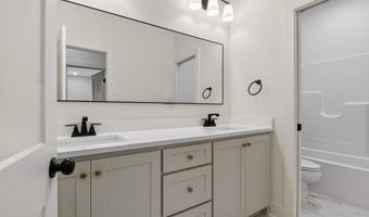 7166 Moon View Pl, Alexander, AR 72019
